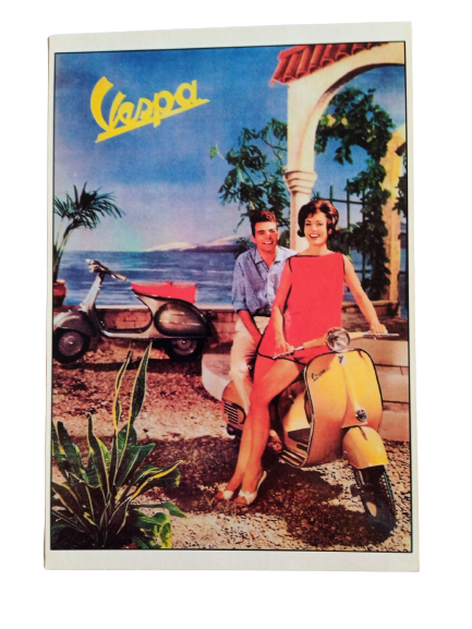Postal Vespa en marco