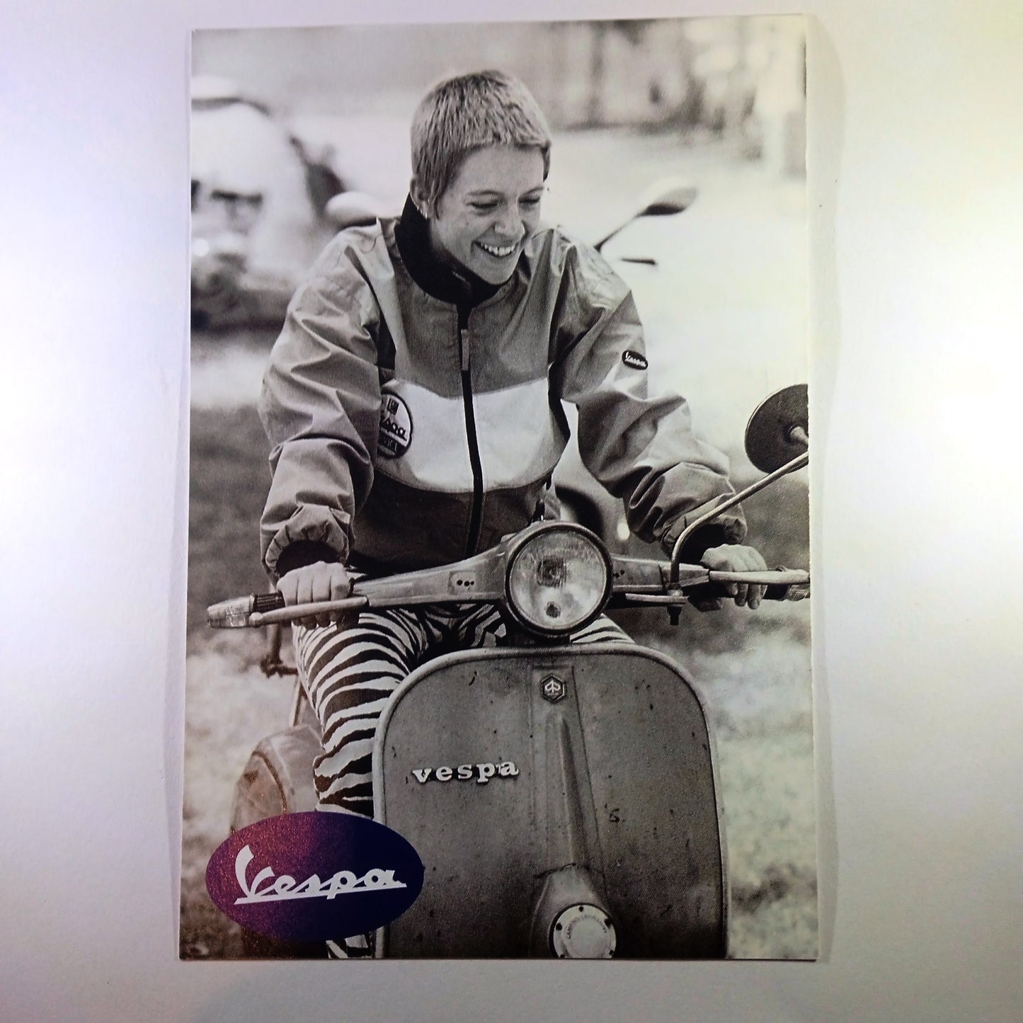 Vespa Life Style set 17 postales